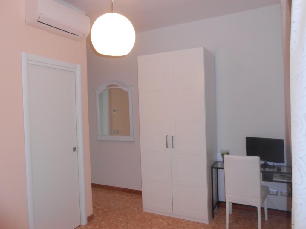 Hotel Gino'S House Piza Zewnętrze zdjęcie