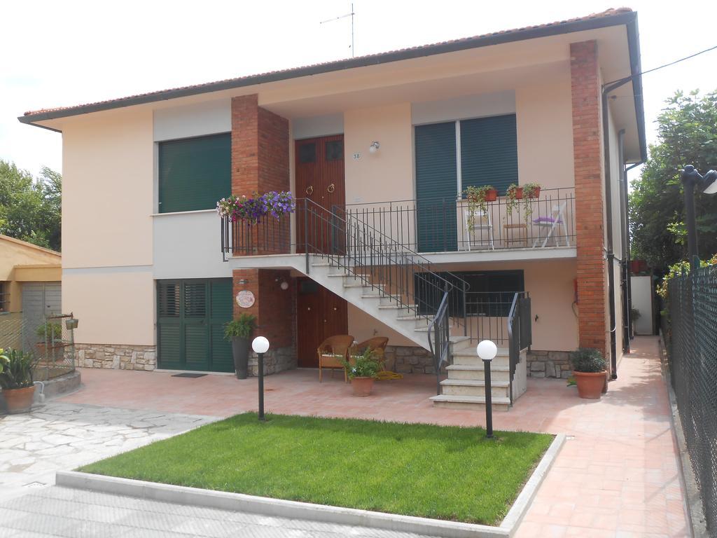 Hotel Gino'S House Piza Zewnętrze zdjęcie
