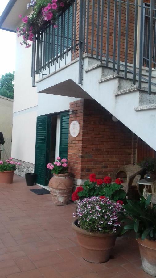 Hotel Gino'S House Piza Zewnętrze zdjęcie