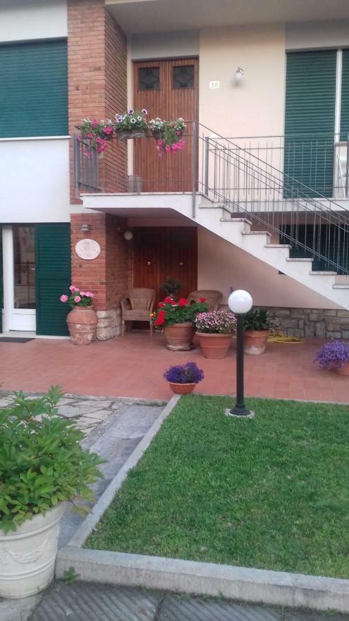 Hotel Gino'S House Piza Zewnętrze zdjęcie